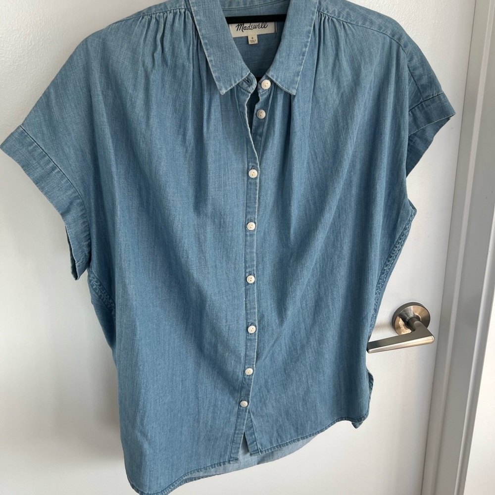 Madewelll chambray short sleeved button down